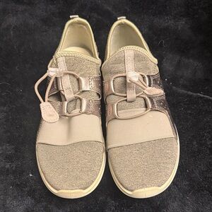 Stylish Tan Women's Shoes